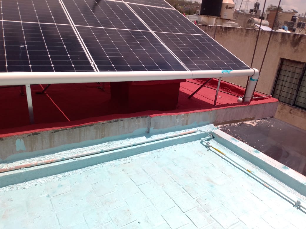 Azotea con ladrillo recién colocado